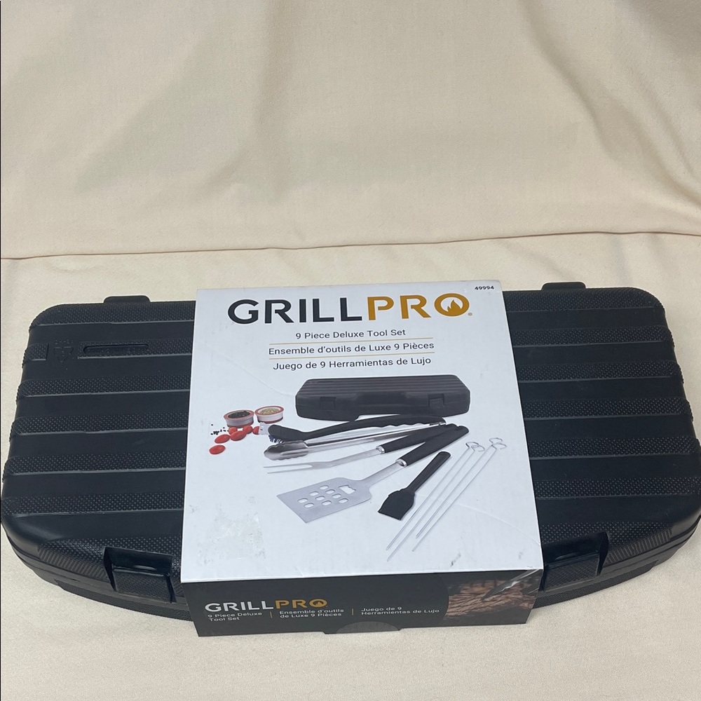 Black BBQ & Grilling Tool Set
